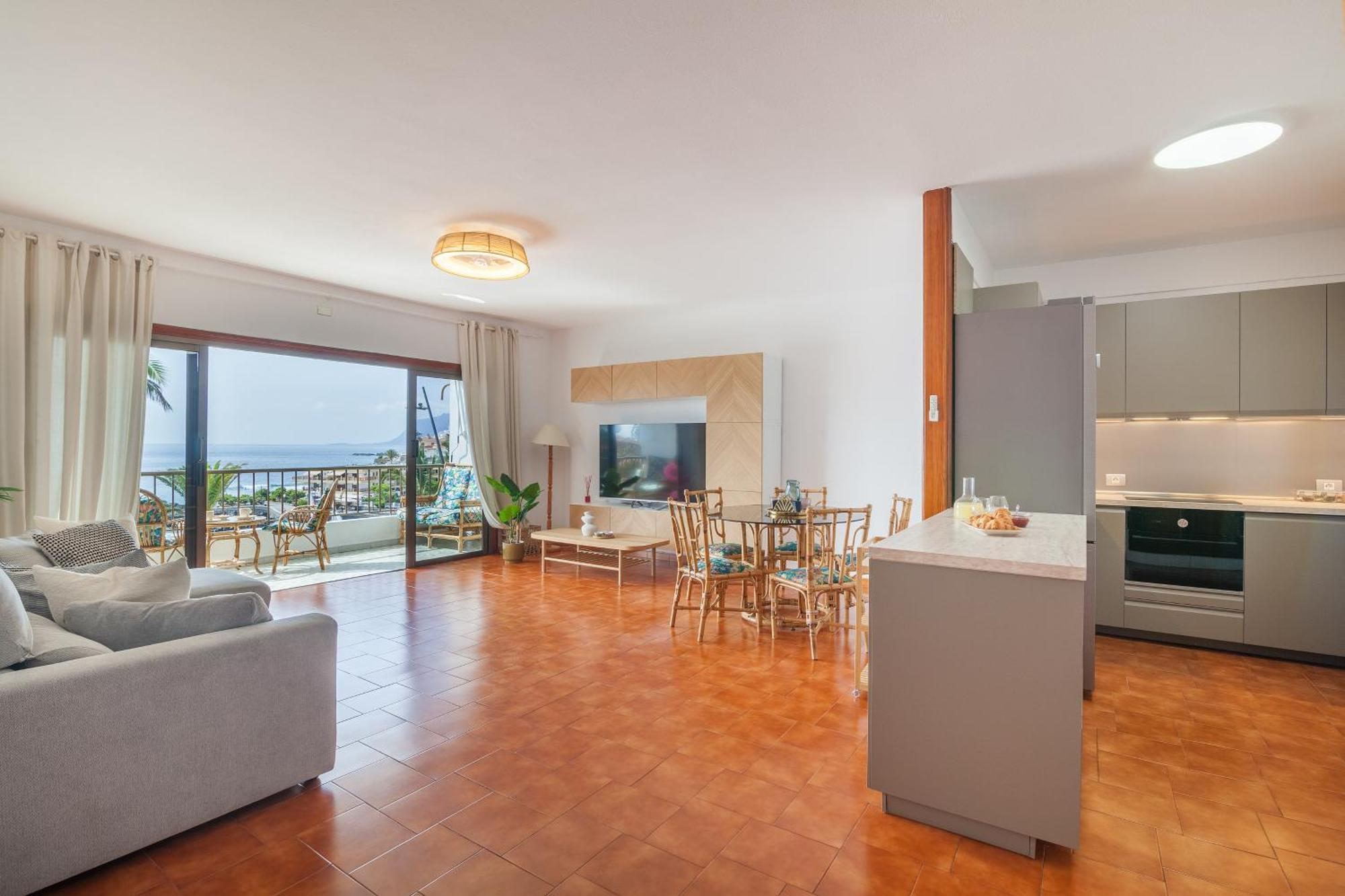 Casa De Franco - Ocean View, Terrace, Balcony, 50M From Playa La Arena, Fibre Net Apartman Puerto de Santiago  Kültér fotó