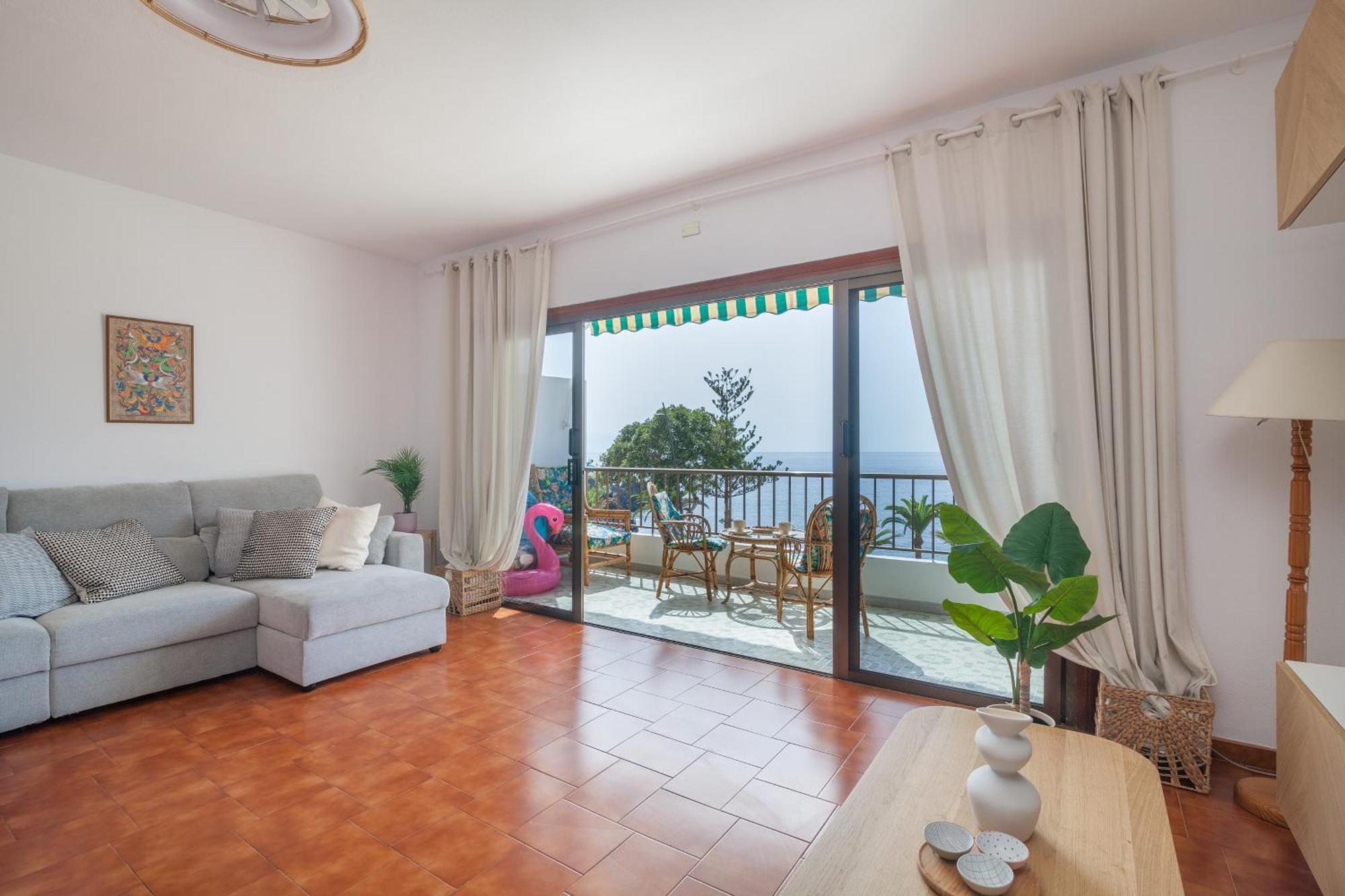 Casa De Franco - Ocean View, Terrace, Balcony, 50M From Playa La Arena, Fibre Net Apartman Puerto de Santiago  Kültér fotó